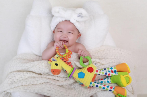 铜川宝宝的口欲期